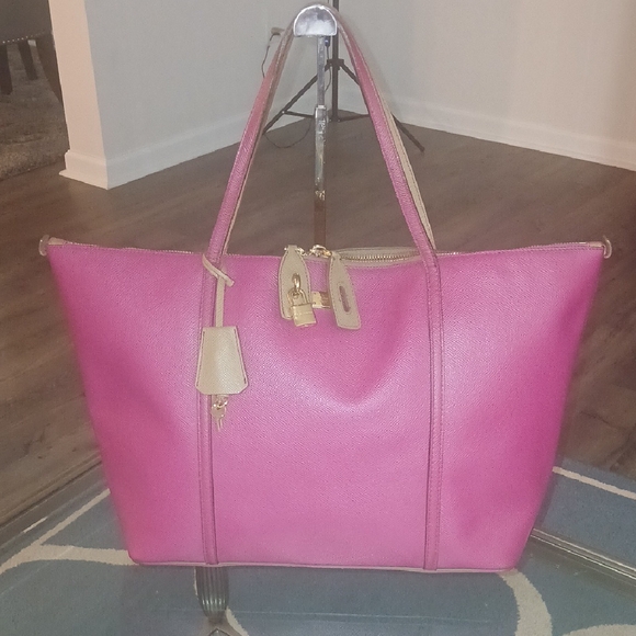 Dolce & Gabbana Handbags - Dolce & Gabbana Fuchsia and Beige Tote